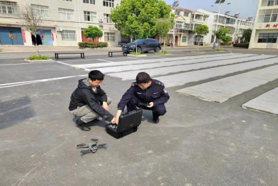 安陆市棠棣镇：“陆地+空中”联合踏查  禁种铲毒不止步