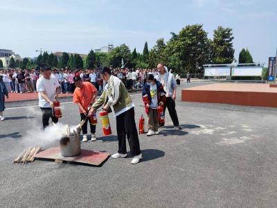 安陆市南城街道：织密“三张网” 筑牢校园安全防线