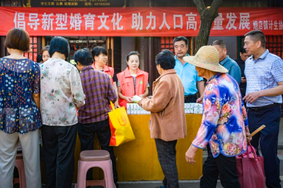 安陆市烟店镇：开展计生协“5.29会员活动日”主题宣传服务活动