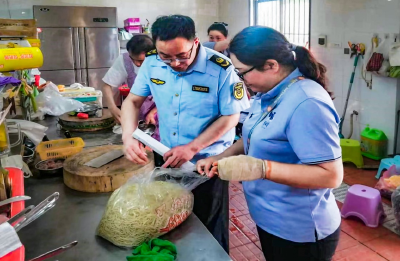 安陆市市场监管局加强汛期食品安全监管