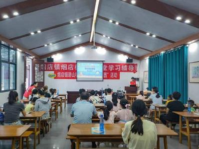 安陆市烟店镇：大学生志愿者开展防溺水宣传活动