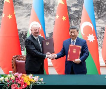 习近平同阿塞拜疆总统阿利耶夫会谈