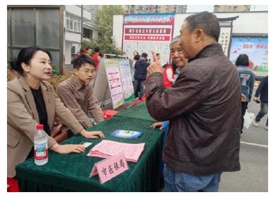 安陆市医疗保障局开展打击欺诈骗保集中宣传