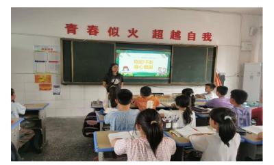 安陆市洑水镇中心小学开展全民营养周宣传活动