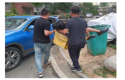 便民服务明白卡 紧急救助暖人心