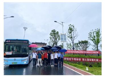 安陆市开通钱冲旅游专线 “八类群体”游玩更便捷