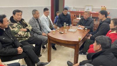 邓义平：驻村“一杆旗” 让组织放心 让群众满意