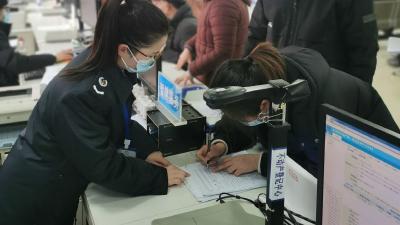 一份”承诺 “十分”便民 “告知承诺制”让税务服务再升温