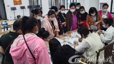 宫颈癌免费筛查走进火猴山社区