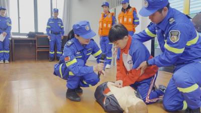 【视频】防灾减灾日 “应急安全科普”走进城关小学
