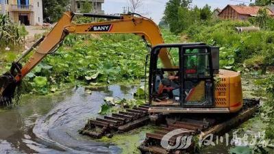 在大水来临之前，他们清淤除障3000多米