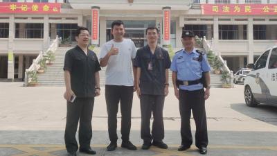 网上被骗3900  新疆小伙不远千里来汉川“讨债”！