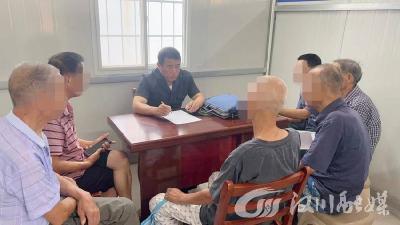 汉川法院：“一站式”快执 助8位老人解“薪愁”