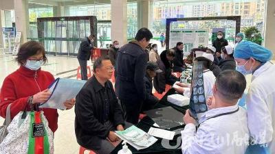 汉川市人民医院举办2023年“世界慢阻肺日”义诊活动
