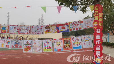 好一场精彩纷呈的书画作品展！    
