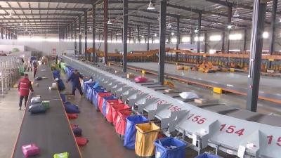 【视频】“邮快合作” 让村民享受优质便捷网购服务