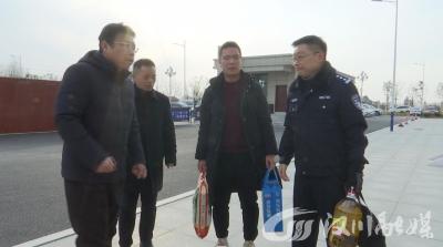 【视频】市委政法委、市总工会联合慰问政法系统一线干警