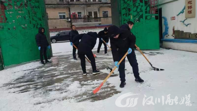 浴“雪”奋战，是垌塚教育人的责任与担当！