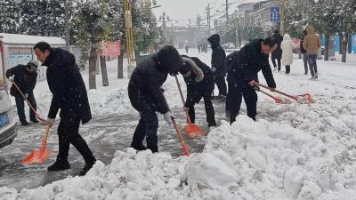 冰冻雨雪天气来袭，汉川迎战！