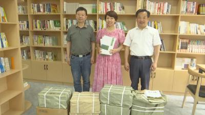 【视频】刘为红诗集《月中谁寄锦书来》作品分享会举行