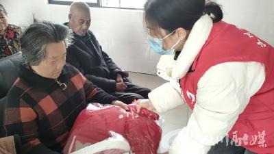 冬至渐近 福利院内暖意融融