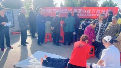“体检+急救”双轨下乡 群众健康有了“医”靠