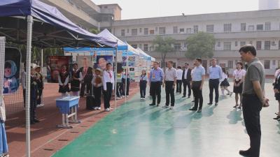 【视频】市实验小学教联体千名师生阅读、科技“大游园”