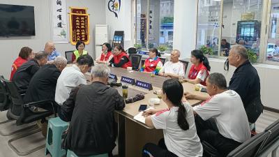 退休干警变身“调解员” 新老携手 共筑“平章润心”调解服务品牌