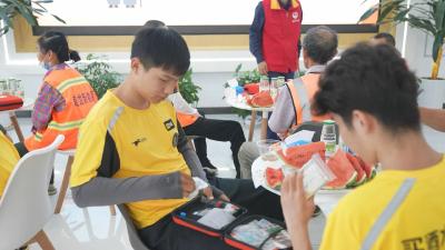 【视频】国网汉川市供电公司：开设爱心驿站 提供“清凉”服务