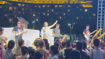 【视频】汉川天屿湖“粉红夏日”狂欢季 国潮凤凰秀震撼夜空