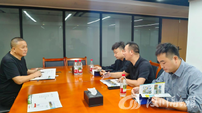 汉川驻成渝招商组联动重庆服装协会 共拓产业协同发展新路径