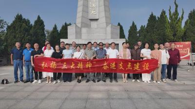 【视频】以笔为媒传承红色基因 汉川作协深入基层采风