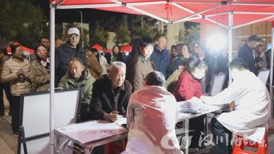 【视频】“中医夜市”温暖开市 多元服务惠民生