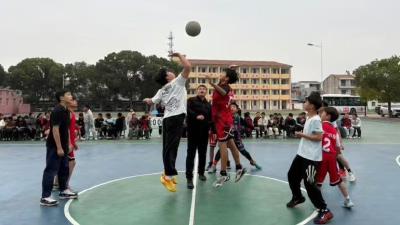 汉川：三校联动开展“乒乓+篮球外交”