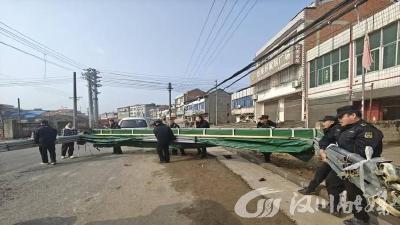 拆违治乱焕新颜 分水镇开展集中拆违整治行动