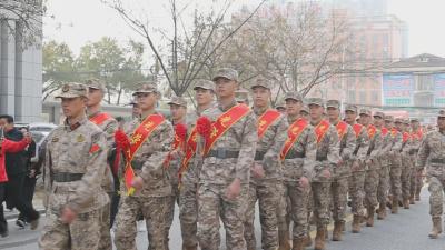 【视频】汉川市2026年上半年新兵入伍欢送会举行