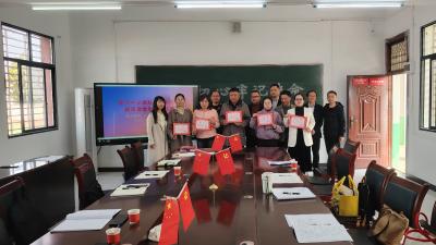 新河中学教联体举行初中英语“新质课堂”教学大比武