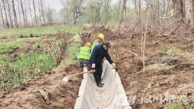 刘家隔镇逼驾台村：千亩高标准农田建设忙