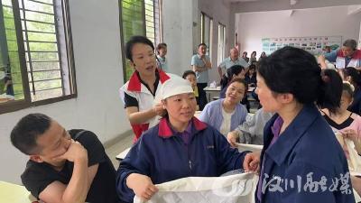 汉川市红十字会为79名一线员工装上“安全盾”