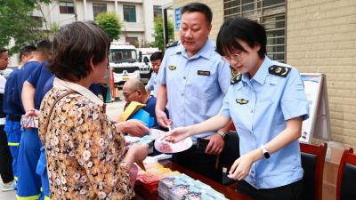 汉川市开展第18个全国防灾减灾日宣传活动