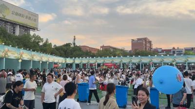 【视频】2026汉川湖乡楚味美食文旅暨第二届小龙虾消费季好戏连台 引爆盛夏消费热潮