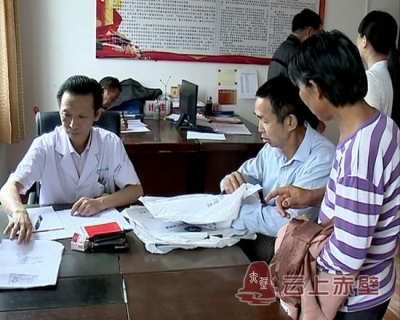 部门联手下乡送温暖 服务上门办理《残疾证》