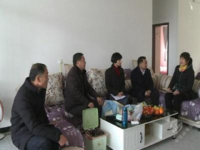 镇方松来赤壁市看望慰问基层人大代表