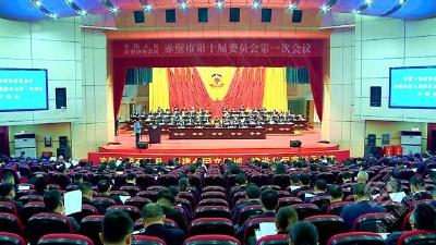 【代表委员话两会】鼓舞人心 汇聚力量 政协委员热议工作报告