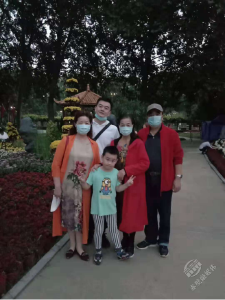 【先进典型】(6)“最美家庭”——金成顺家庭：做一个热心公益的“掘金人”