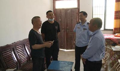 下基层察民情解民忧暖民心|市应急管理局：走访慰问困难群众 宣讲党代会精神