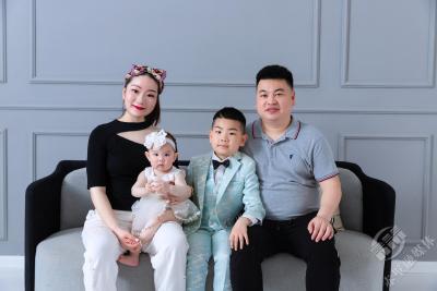 【先进典型】(26)“最美家庭”——佘小亮：孝老爱亲扬家风 身体力行树榜样