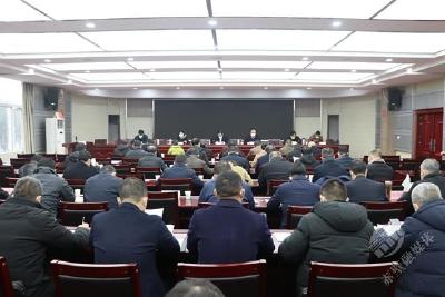 董方平在全市疫情防控工作研判会上要求：统一思想 突出重点 做好统筹 全力以赴守护好人民群众生命健康安全