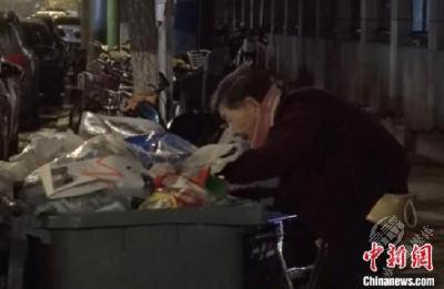 浙江九旬老人拾荒助学十载 捐献遗体是最后心愿