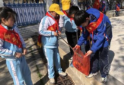 弘扬雷锋精神 争做追“锋”少年 赤壁市中小学积极开展“学雷锋”主题教育活动